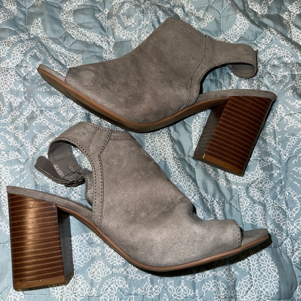 A new day heels